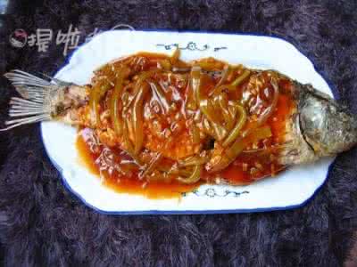 糖醋鲤鱼的做法 糖醋鲤鱼的做法 酸酸甜甜好滋味