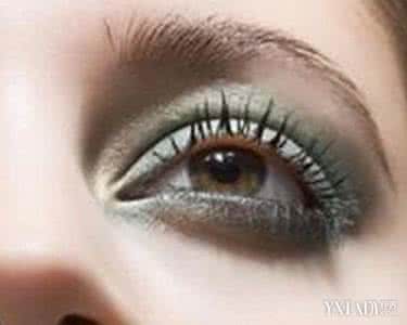 眼睫毛怎么变长 怎么让眼睫毛变长 5招让你的眼睛拥有一把小扇子