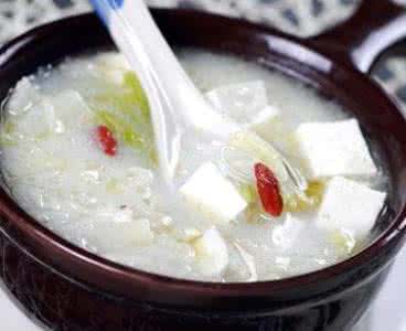 豆腐白菜汤加奶 白菜豆腐奶白汤
