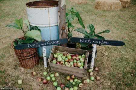 可乐瓶做凳子 利用大号可乐瓶DIY制作小凳子