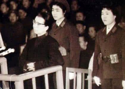 戴晴 在秦城坐牢 江青在秦城坐牢也不失“戏子”本色 豪