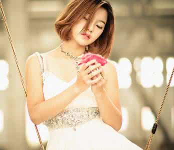 温暖心灵的情感美文 秋之吻【情感美文】