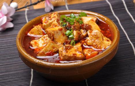 麻婆豆腐煮多久 麻婆豆腐 煮豆腐不烂有窍门