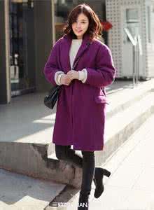 小个子穿长款大衣图片 冬季长款呢大衣怎么穿出韵味