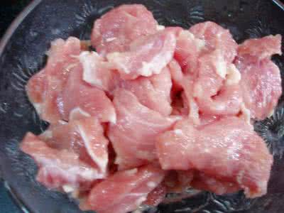 鸡胸肉怎么做好吃滑嫩 如何把肉做得嫩滑？知道这4步即可