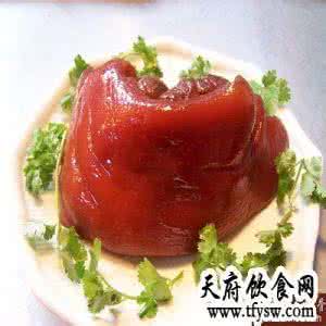 卤肘子 气血双补食谱之卤肘子