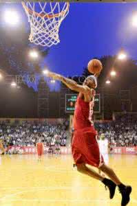 打篮球属于有氧运动吗 肌肉 打篮球属于有氧运动吗