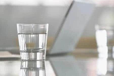 白开水的保质期 白开水也有保质期 白开水能够存放多久