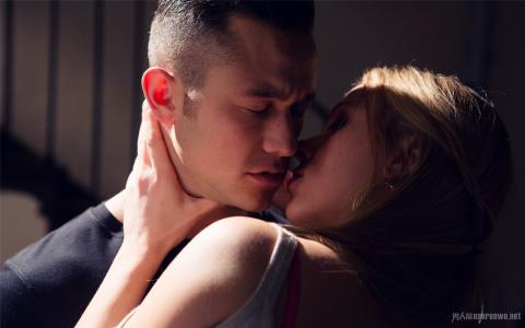 男人晚上不回家的理由 男人晚上不回家竟是在做这事