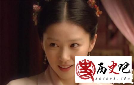 麝月 能力一般的麝月凭什么当上通房大丫头？