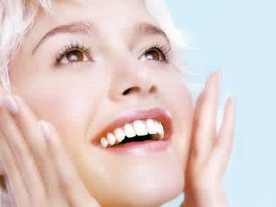 美白牙齿小窍门 教你牙齿美白小窍门 轻松地绽放迷人微笑