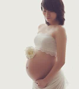 孕妇小腿肿胀 孕妇小腿肿胀怎么办：吃土豆可缓解