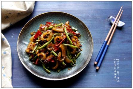 猪皮胶原蛋白 【豇豆炒卤猪皮】富含胶原蛋白的下饭菜