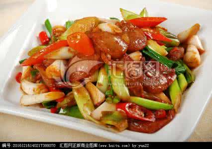 大蒜炒香肠 冬季家常菜——香肠炒大蒜