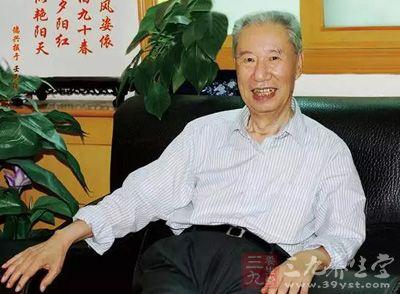 国医大师李振华 国医大师李振华 传承中医要让青年人热爱中医