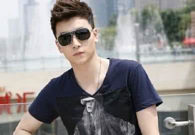 潮男发型无两边 潮男短发发型