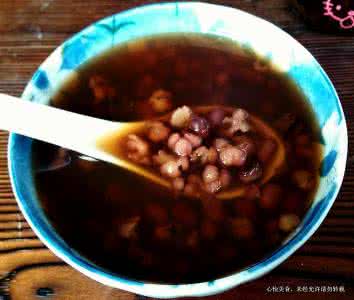 薏仁红豆汤 更适合女人的黑糖薏仁红豆汤