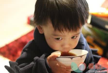 一味中药巧治病 炒肉时加一味中药，孩子吃了治病又解馋！
