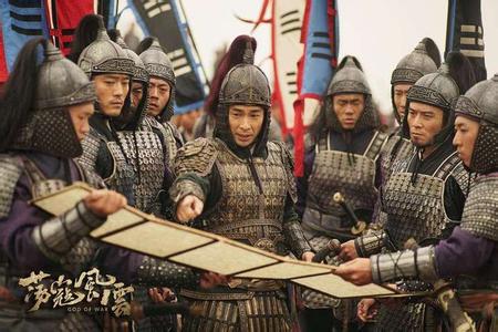 菩萨心肠 霹雳手段 野蛮心理 文明精神 沉稳气度 霹雳手段