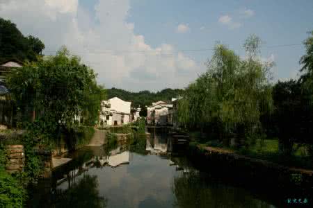 婺源古村落 小桥流水的婺源村落