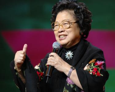 歌唱家王昆去世 歌唱家王昆去世 女高音歌唱家王昆是什么时候去世的?