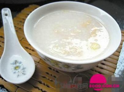 健脾燥湿 健脾解燥吃什么?鸭梨西米露美味营养