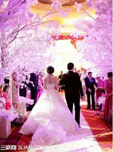婚礼色系 浪漫粉红色系户外婚礼