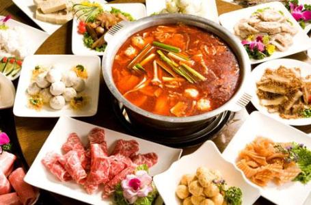 蜡笔小新吃火锅涮牛肉 吃火锅注意事项 怎样涮火锅更健康?涮火锅的注意事项有哪些
