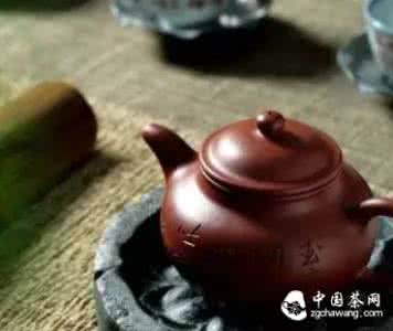 普洱茶怎么泡才最好喝 下雨天如何泡好一壶普洱茶