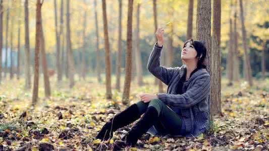 手心里的温柔 秋叶,握住手心的温柔【情感美文】