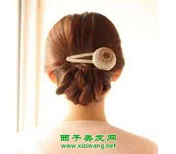 一分钟懒人盘发 女士技能——（美美的懒人盘发）