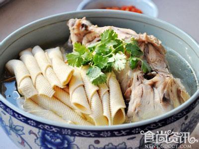 鸡汤豆腐串的做法 鸡汤豆腐串(做法附图)*