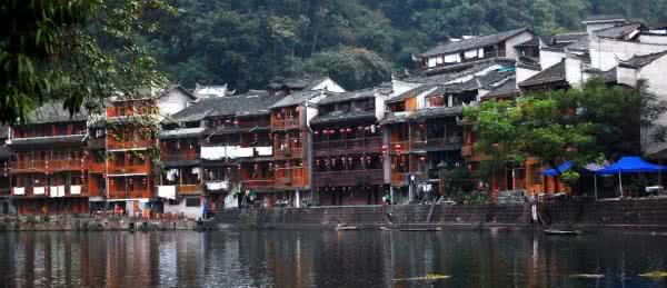 中国旅游景点排名 中国最美的28个迷人小镇