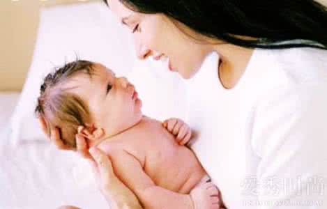 产后抑郁症有什么症状 什么是产后抑郁症 产后抑郁有哪些症状