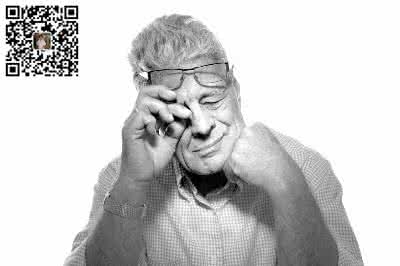 老年人流眼泪 老年人流眼泪 老年人易流眼泪的原因