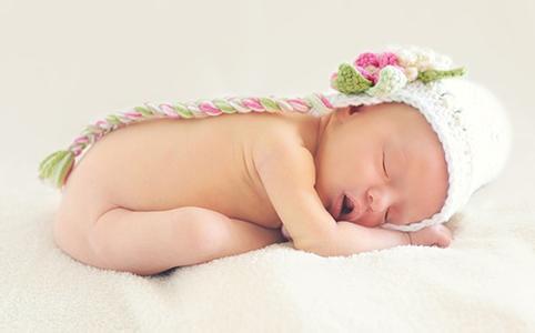 宝宝不爱哭闹更聪明 五种家常小运动让宝宝更聪明*