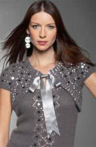 漂亮披肩钩针钩法视频 欣赏小披肩----漂亮的护肩