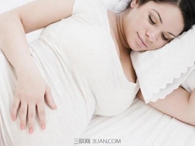 宝宝晚上睡不好原因 睡不好的原因 睡不好，可能是你家睡房的姿势不对