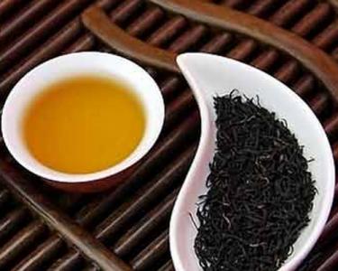 隔夜茶能不能喝 隔夜茶能不能喝 喝茶注意事项