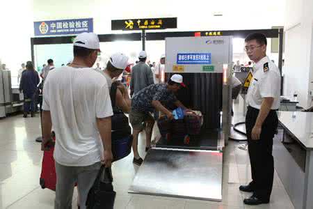 越南经济赶上中国广西 大量腐烂肉品从越南漂入中国 广西启动应急预案