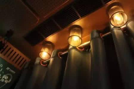 私人录音棚 私人录音棚 福利 | 迷你K房or私人录音棚？一个神奇的玻璃房子~