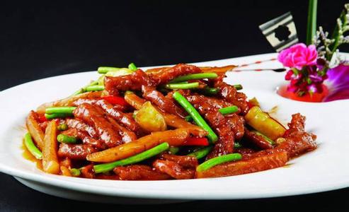 大厨炒猪肝最嫩的窍门 大厨关键三招炒出鲜美嫩滑牛肉