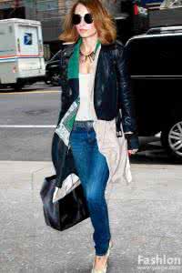 立领皮夹克搭配 秋冬皮夹克搭配不再愁