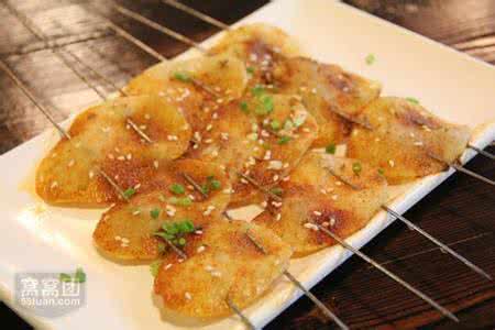 烧烤土豆片怎么串 烧烤土豆片