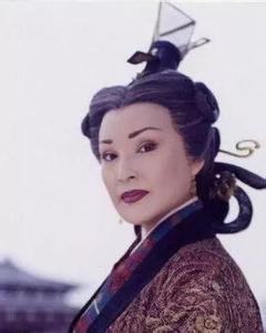 裘千尺扮演者 裘千尺是怎么一个人 裘千尺的扮演者都有谁