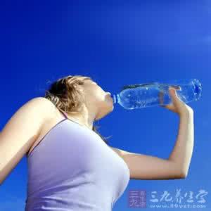 中国有多少高血压患者 高血压患者多饮水