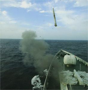 红旗26防空导弹 美称中国正式公布红旗10防空导弹 有21根发射管