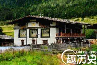 珞巴族建筑 珞巴族建筑 珞巴藤网桥是怎样一种建筑