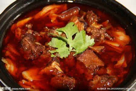 徽州美食 正宗徽州美食——牛腩煲