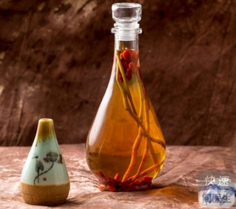 钓鱼药酒祖传秘方 【骨骼佳方】图荐《祖传药酒秘方,屡试屡效》半月见效!